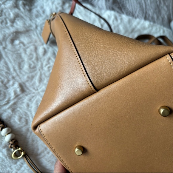 Coach Gramercy Tote in Honey + NWT Coach New York Pouch + Coach Charm in Honey - Picture 7 of 11